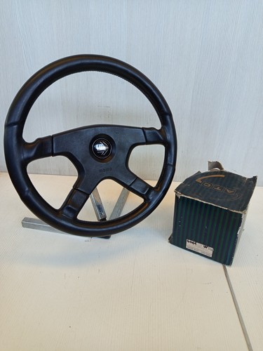 Volante momo anno 1984 - volante, con